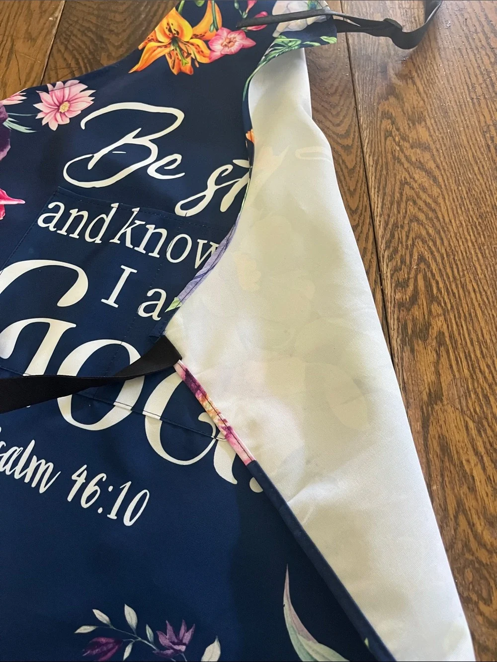 Be Still Navy Floral Apron with Psalm 46:10 - Inspirational Kitchen Apron